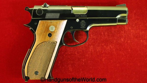 S&W, Model 39, 39, 9mm, Handgun, Pistol, Steel Frame, Early, Steel, Smith and Wesson, Smith & Wesson, USA, America, American