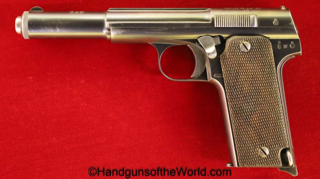 HANDGUNS OF THE WORLD - Edward C Ezell - 1993 HCDJ Guns
