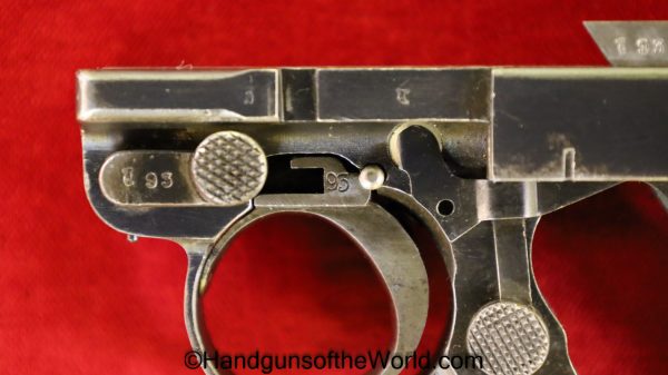 Luger P.08 Erfurt 1913, 9mm, Police Reissue with a Matching Magazine - Image 22