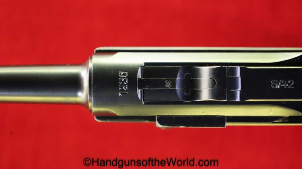 Luger P.08, Mauser S/42-1936, 9mm, German WWII Issue with a Matching Magazine - Image 9