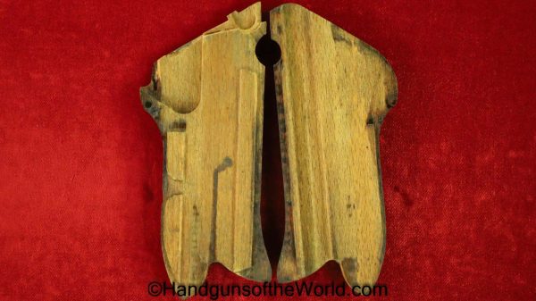 Luger P.08, 9mm, DWM 1921 Police Issue with a Matching Magazine - Image 17