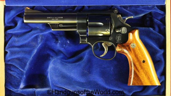 S&W, Model 544, Texas Wagon Train, Commemorative, .44-40, 44-40, 544, Texas, Wagon Train, Handgun, Revolver, Collectible, Cased, with Case, Smith and Wesson