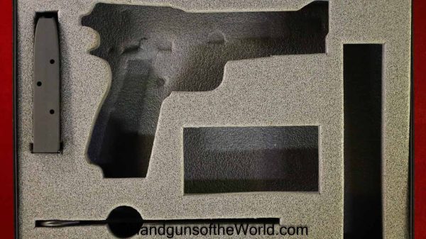 FN Browning Hi-Power, 9mm, El Capitan, Mint with Case - Image 22
