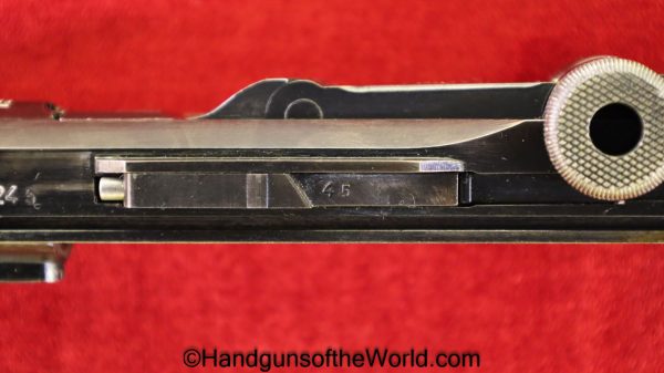 Luger P.08 S/42-1937,9mm, German WWII Issue with a Matching Magazine - Image 35