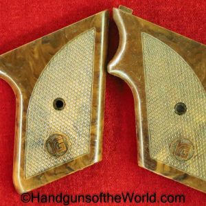 Rohm, RG26, Grips, Checkered, Brown, plastic, Original, Collectible, W, West, German, Germany, Handgun, Revolver, RG, 26, RG-26, RG 26, RG.26, Pistol