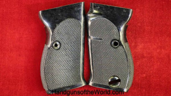 Walther, P-38, Grips, Early, WWII, Pattern, Black, checkered, Bakelite, original, collectible, P38, P.38, P 38, 480, code, WW2, German, Germany, pistol