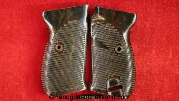 Walther, P-38, Grips, WWII, Era, Durofol, WW2, brown, resin, woodgrain, pattern, original, collectible, German, Germany, P38, P 38, P.38, real, old, vintage