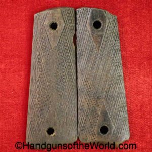 Colt, 1911, Government, Grips, WWI, Era, checkered, walnut, double diamonds, original, collectible, WW1, 45, .45, grip, pair, set, American, US, USA