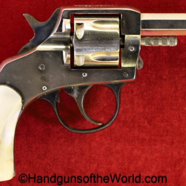 H&R, Young America, .32 S&W, Nickel, Pearl, Factory Nickel, handgun, revolver, C&R, collectible, Double Action, Americana, American, US, USA, 32, S&W, .32