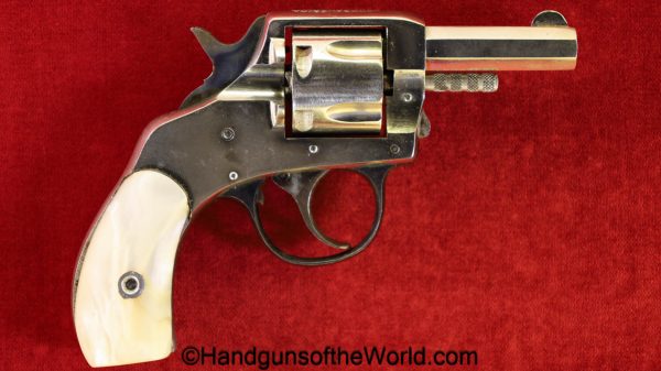 H&R, Young America, .32 S&W, Nickel, Pearl, Factory Nickel, handgun, revolver, C&R, collectible, Double Action, Americana, American, US, USA, 32, S&W, .32